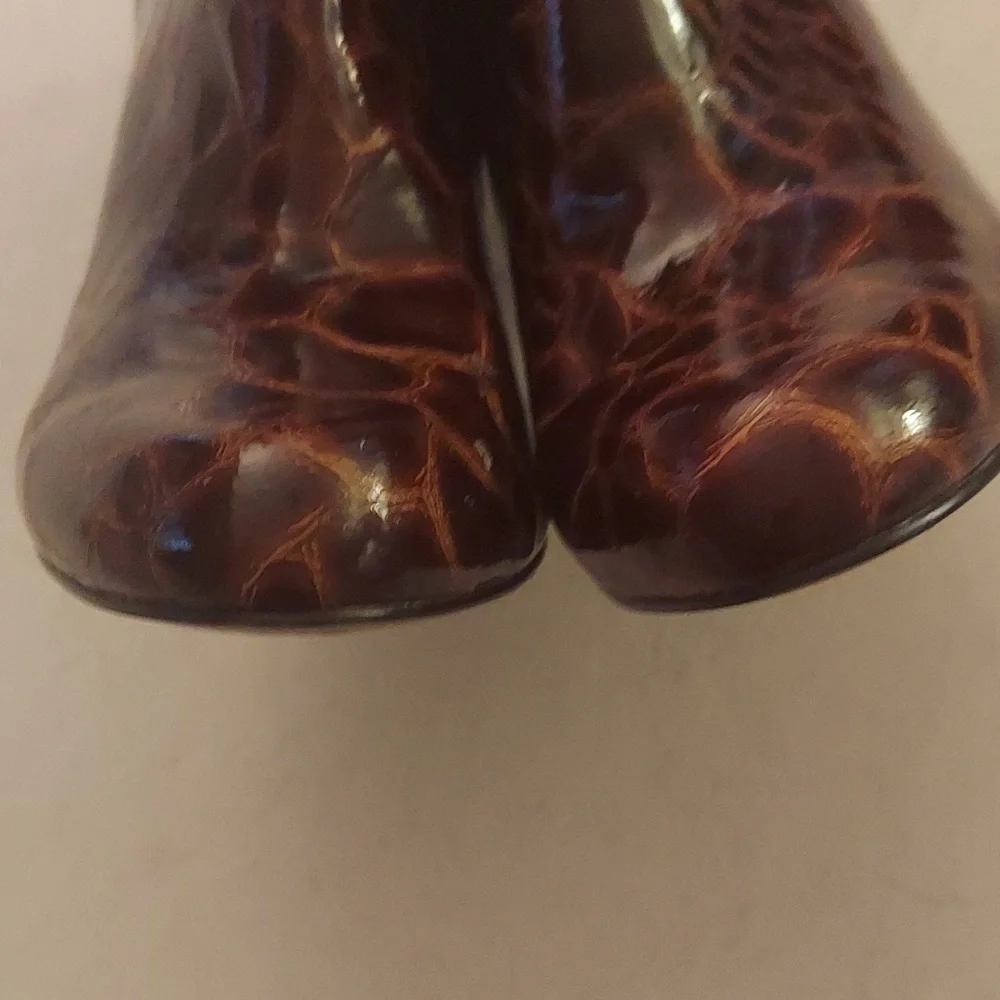 MARTINEZ VALERO Brown Crocodile Print Heeled Ankle Booties - Picture 4 of 10